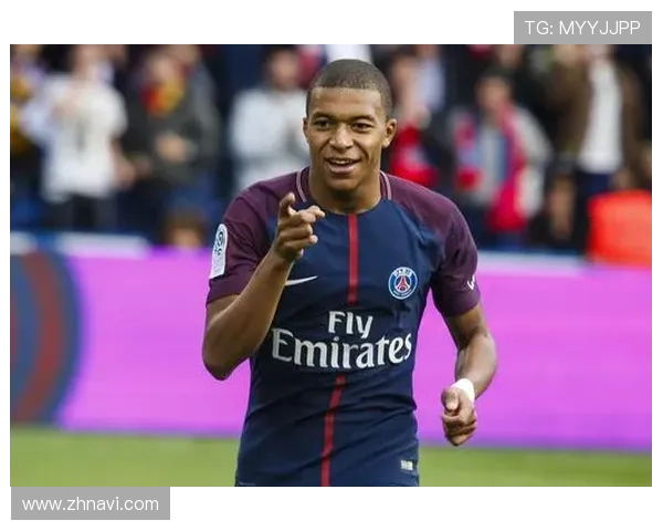 皇马全队出发前往里尔，姆巴佩随队出征